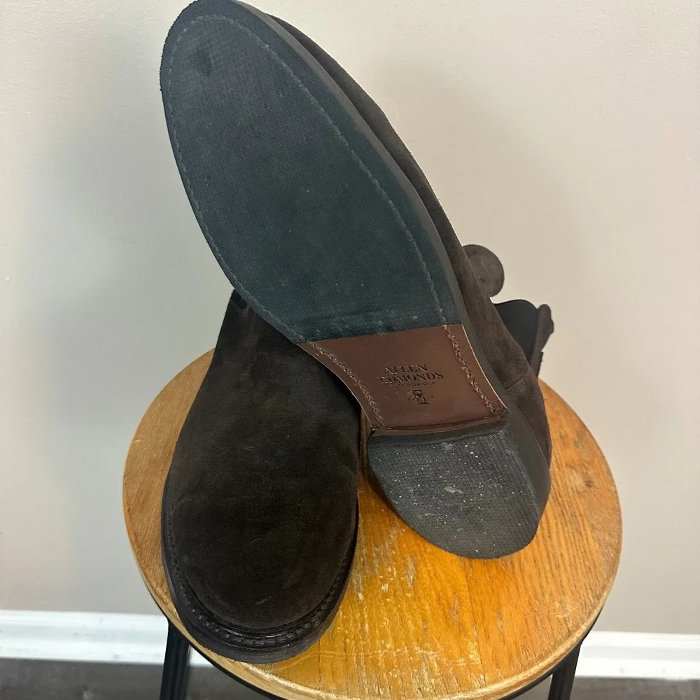 Allen Edmonds Tanner Men 10.5 Chelsea Boot Suede Chocolate Leather Weatherproof
